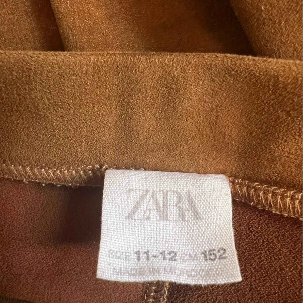 Zara‎